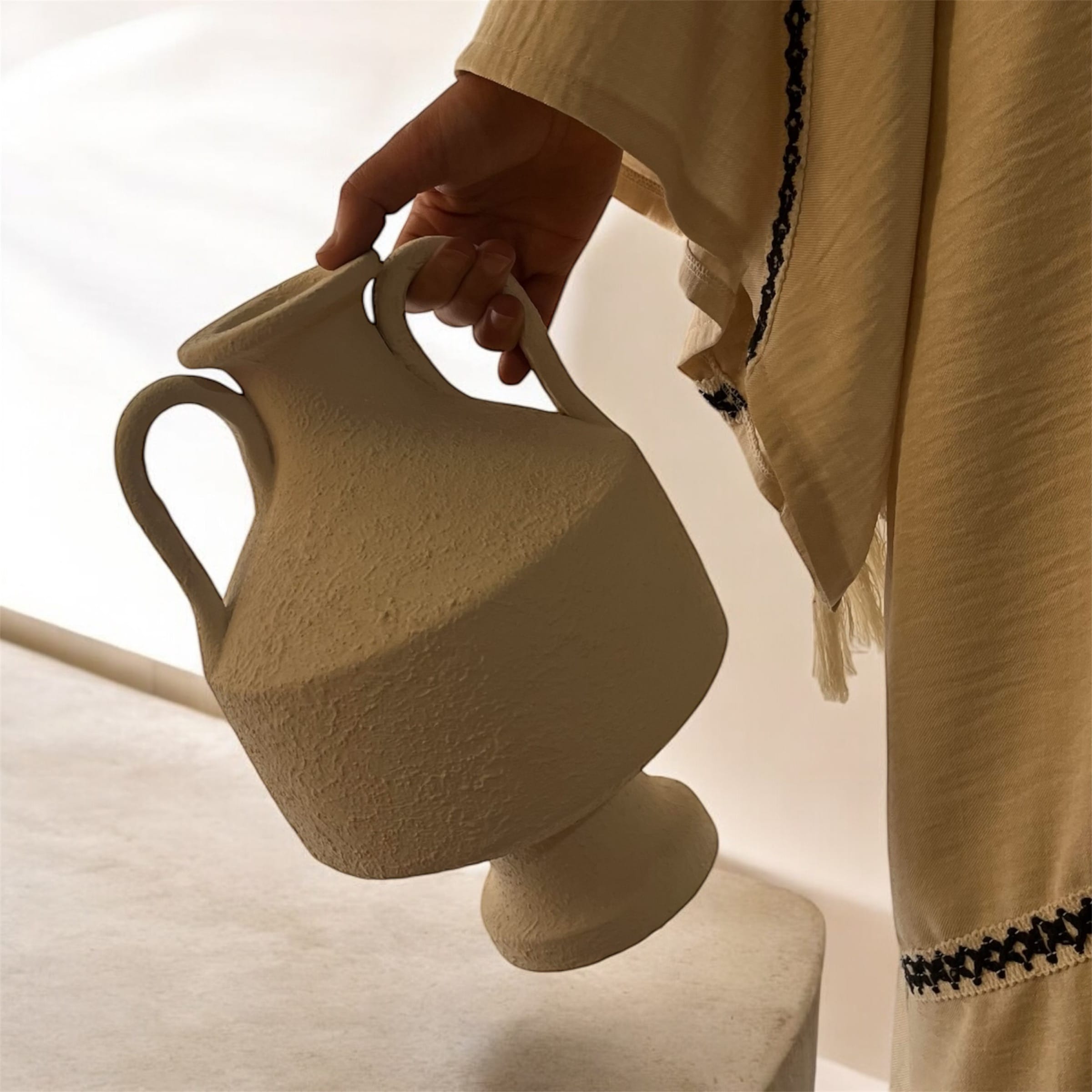 Alara Pot Vase