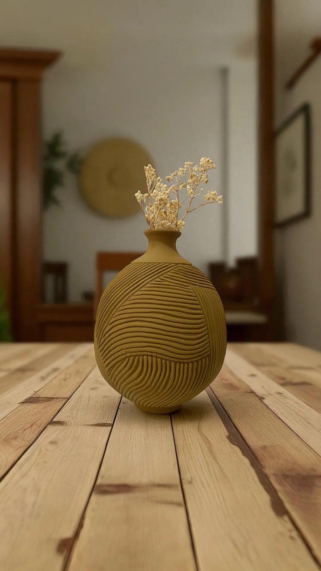 Golden Harmony Vase