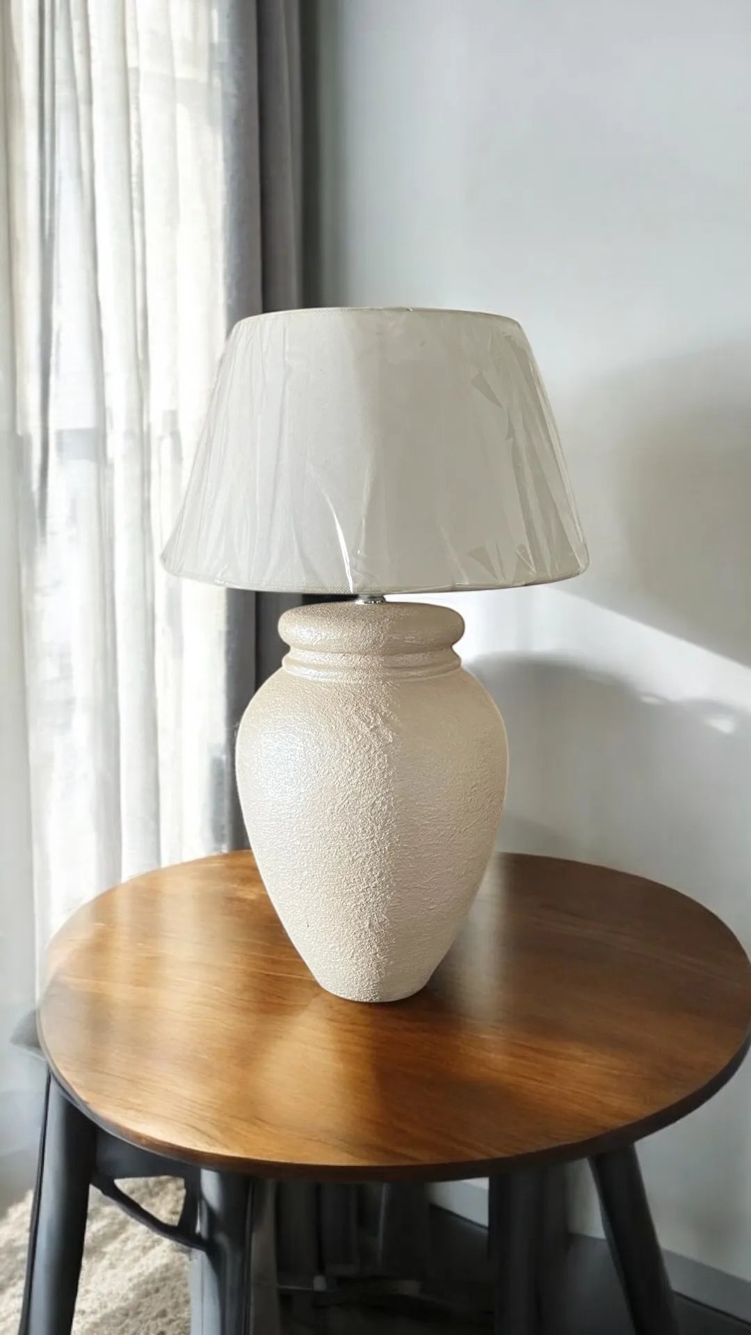 Elegant Pearl Lamp