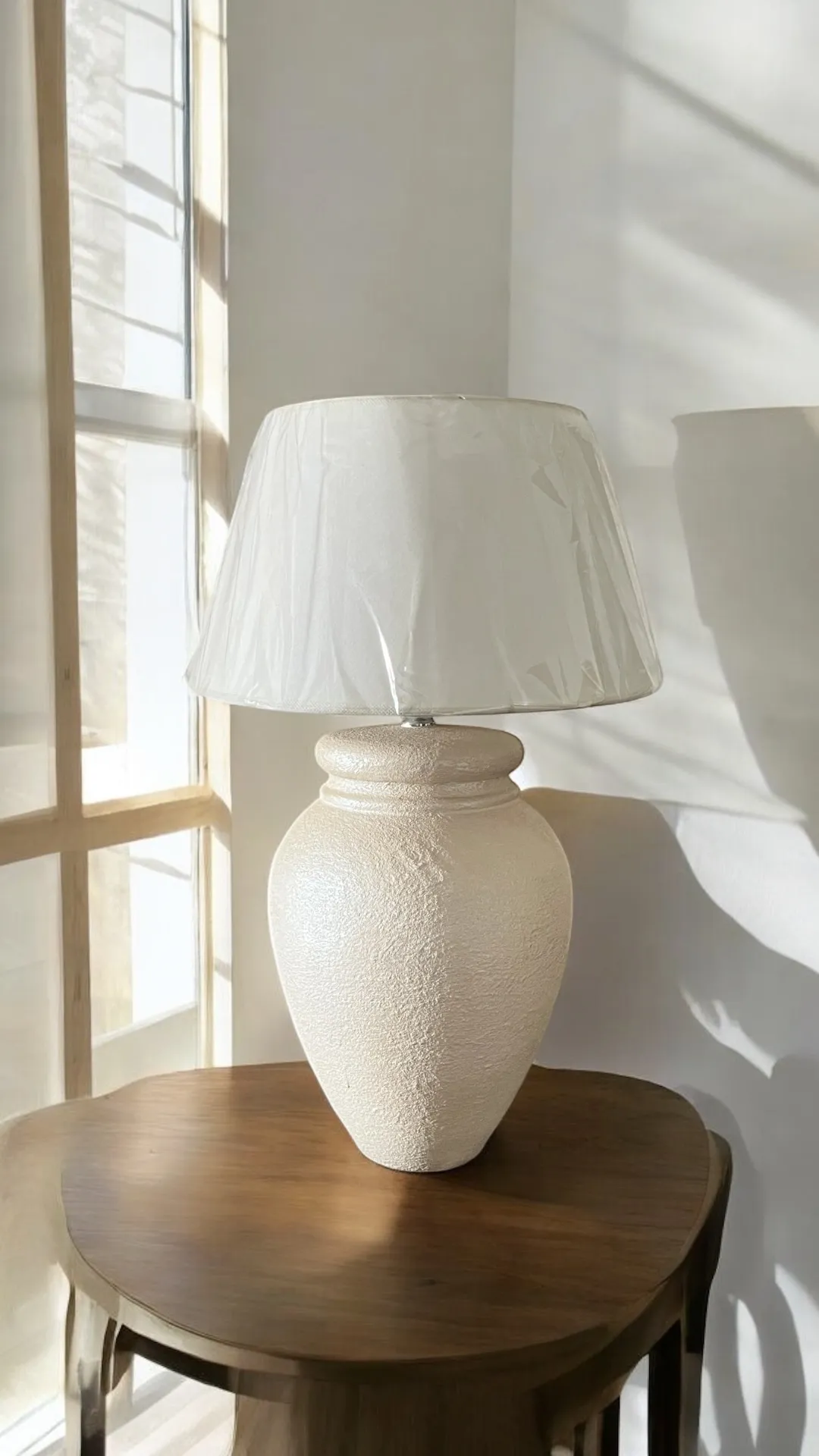 Elegant Pearl Lamp